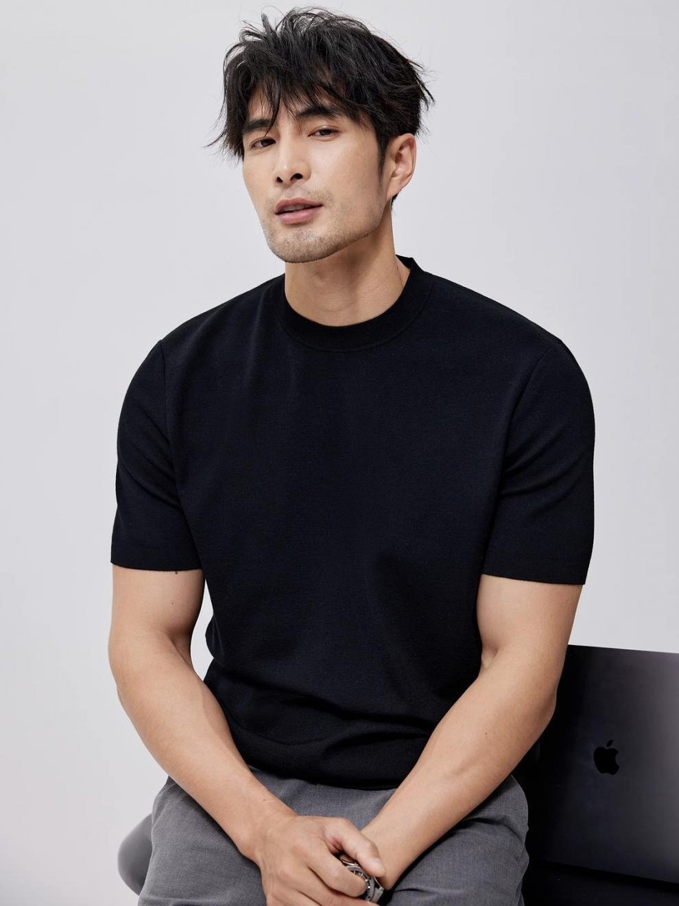 Мужская вязаная футболка с круглым воротом оптом