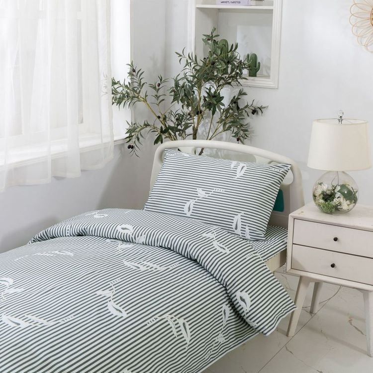 Пуховое одеяло для больницы и дома оптом из Китая