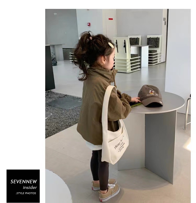 Детский плащ 2024 новой моды оптом из Китая