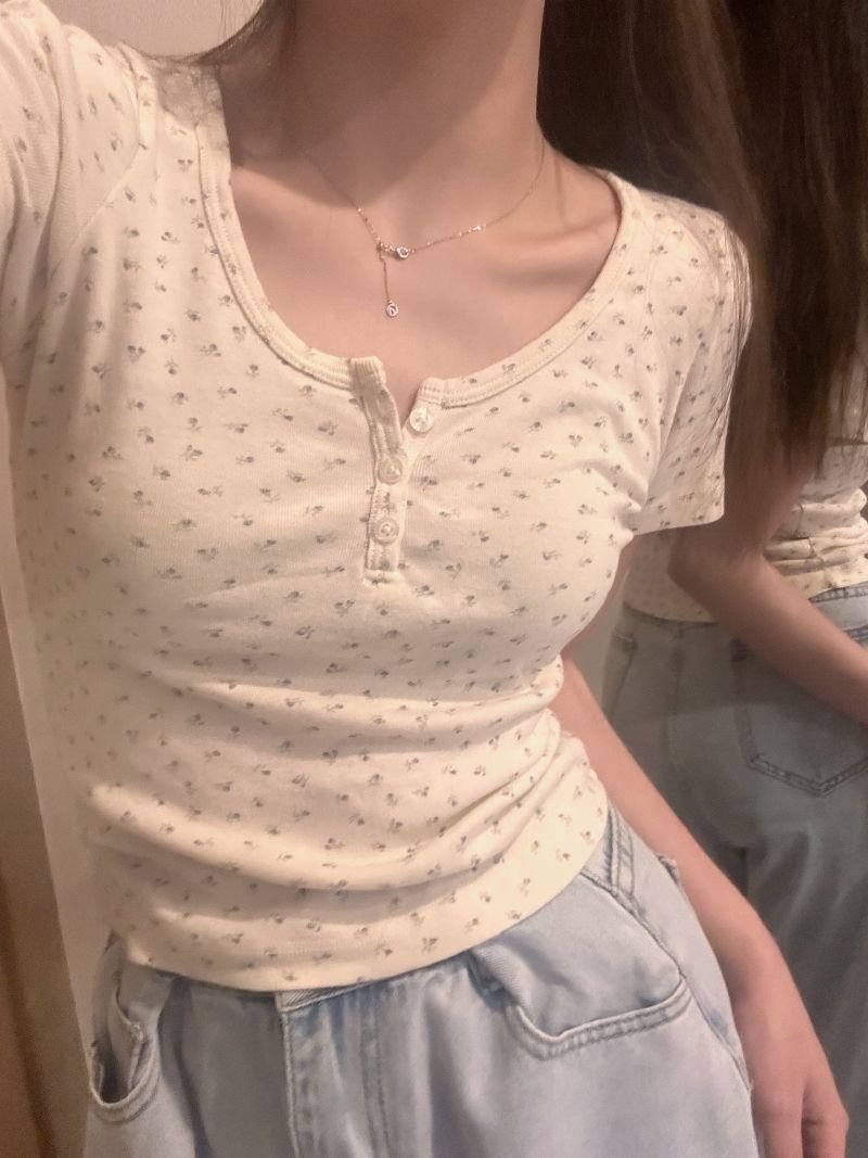 Летний женский футболка с узкими короткими рукавами и круглым вырезом оптом