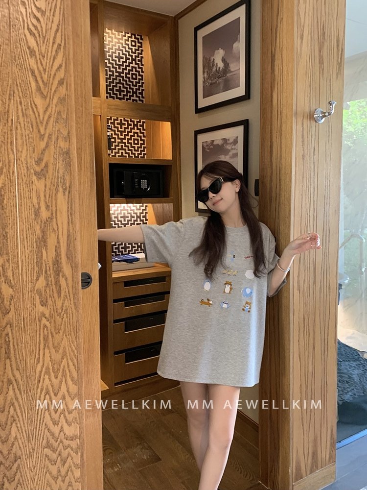 Женская футболка с коротким рукавом 2024 летней коллекции оптом