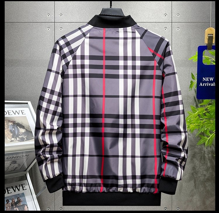 Мужская куртка с капюшоном и широкими полосами оптом из Китая