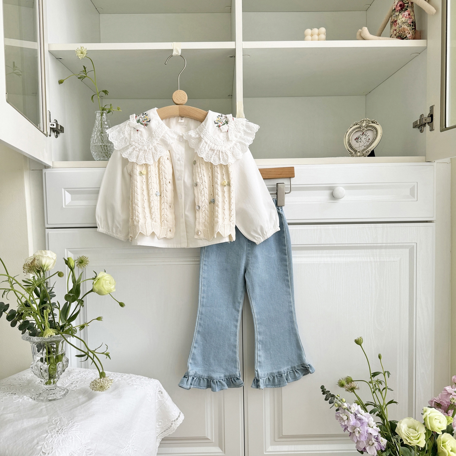 Джинсы для девочек в стиле хан 24 весна оптом из Китая