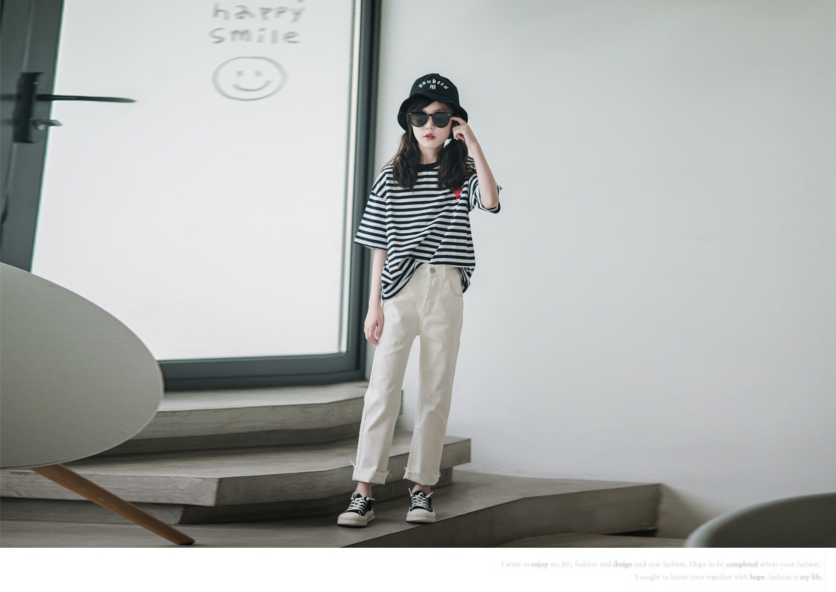 Детские джинсы белого цвета оптом из Китая