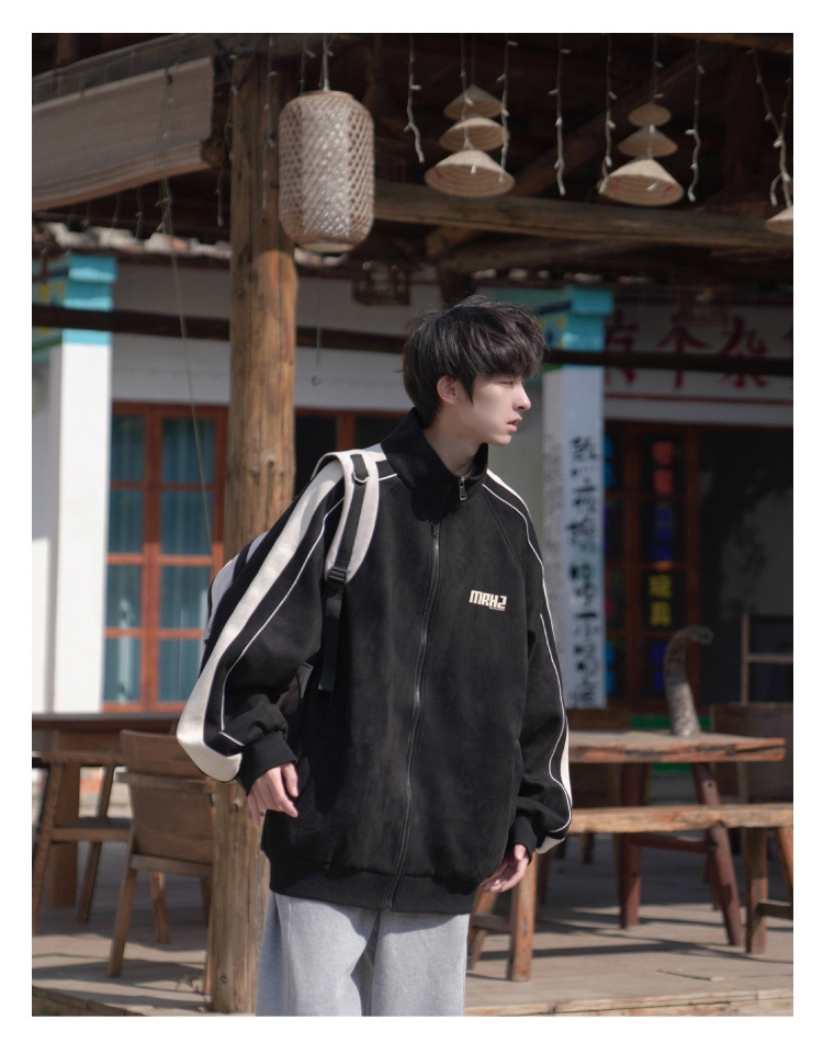 Мужская куртка с высоким воротником и принтом букв в стиле весна-осень оптом из Китая