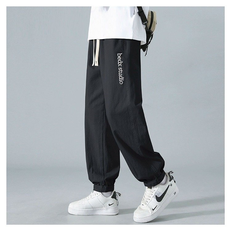 Летние мужские брюки с прямым кроем и американской вышивкой оптом из Китая