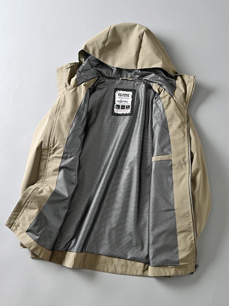 Мужская куртка с капюшоном и ветрозащитой оптом из Китая