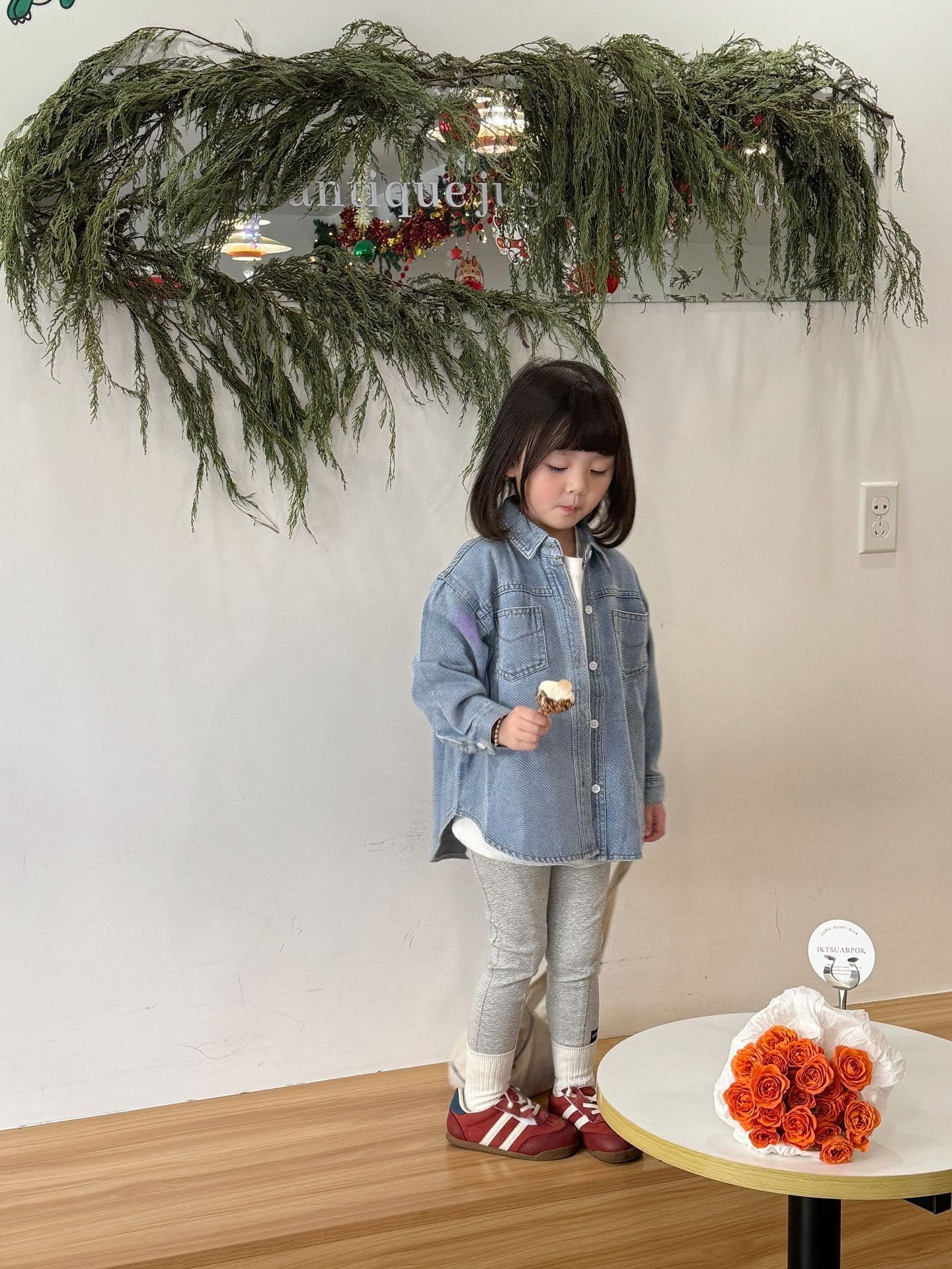 Детская джинсовая куртка весна-осень 2024 оптом из Китая