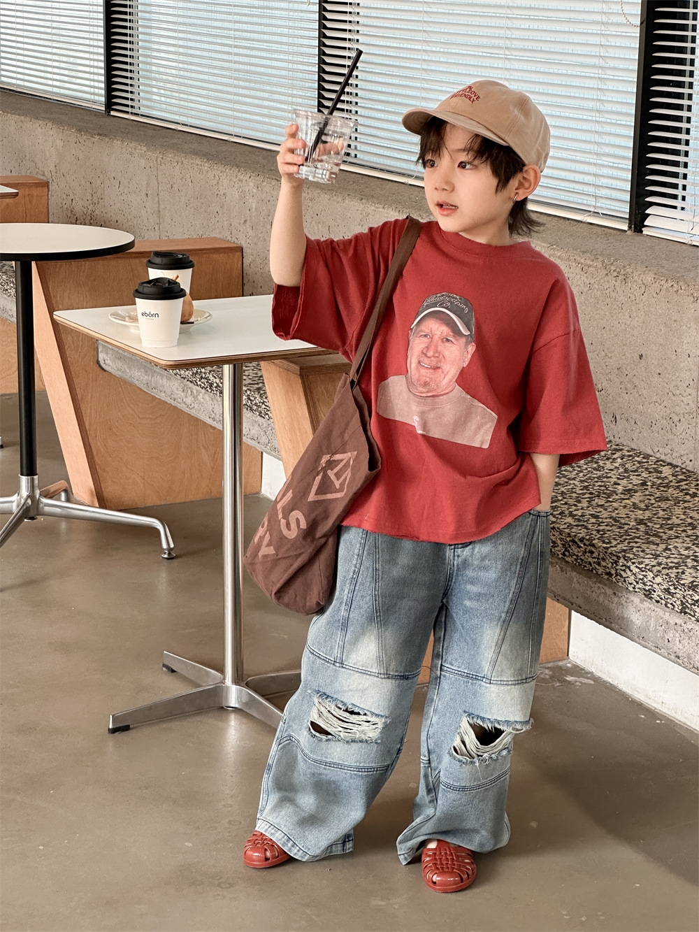 Джинсы для мальчиков в стиле ханбок 2024 оптом из Китая