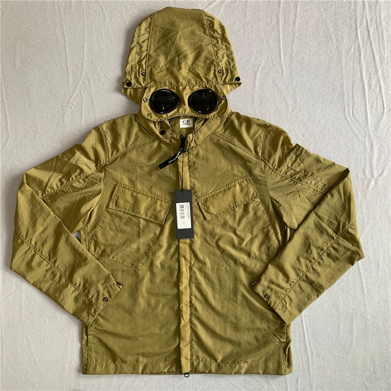 Хаки куртка с молнией и капюшоном оптом из Китая