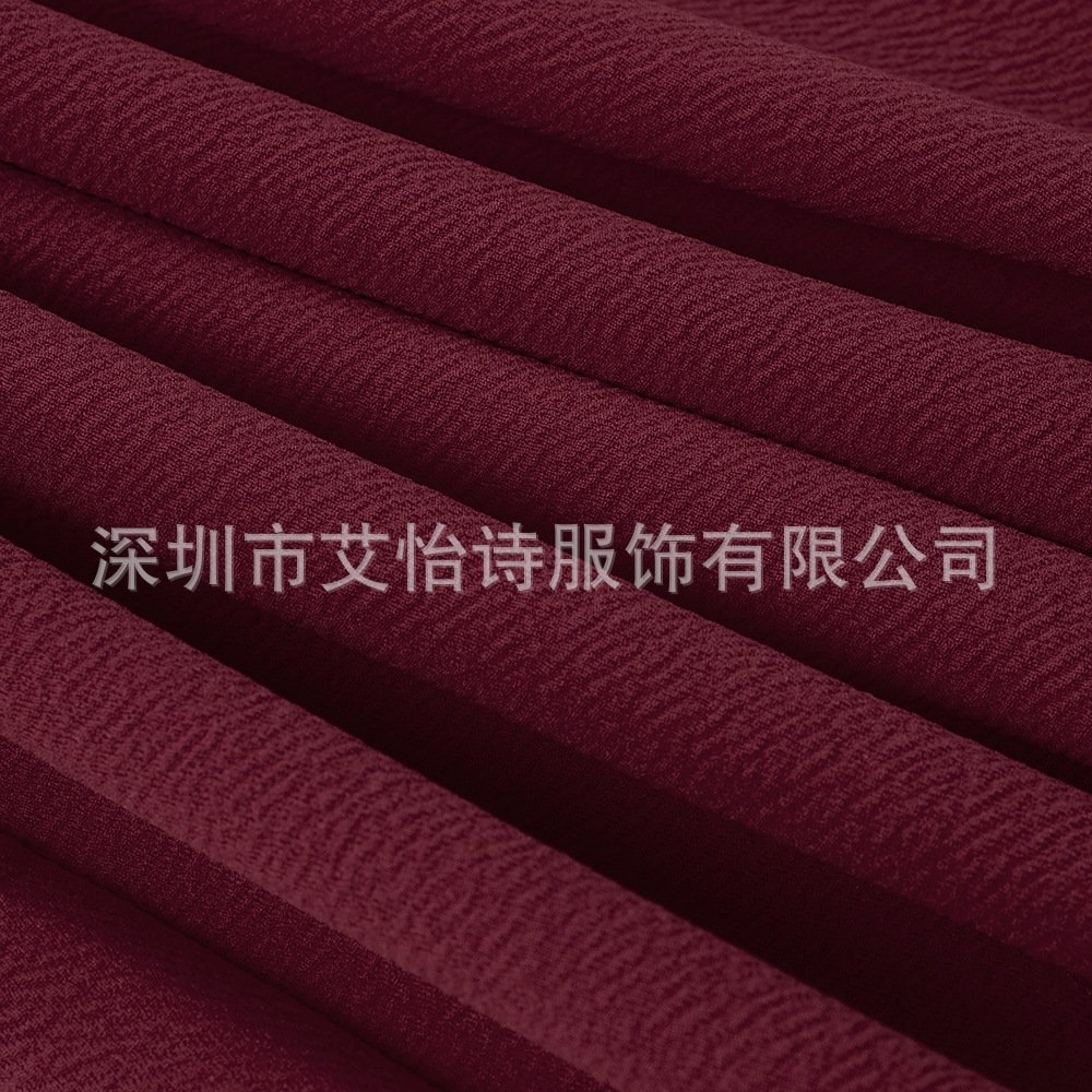 Платье с вырезом под горло и кружевной отделкой оптом из Китая