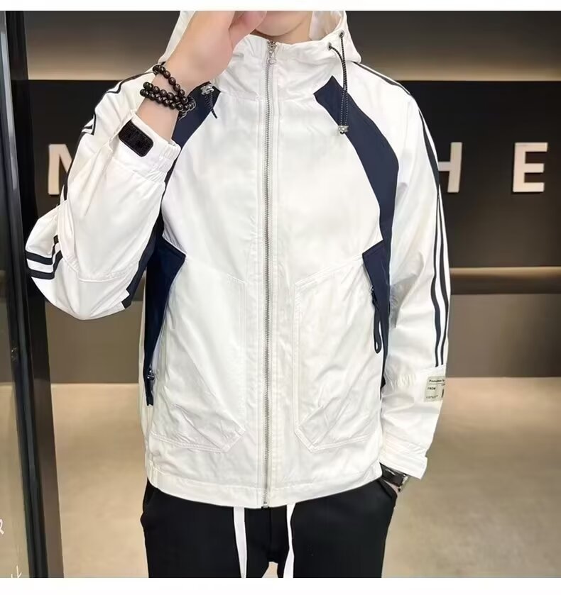 Мужская куртка с полосками и капюшоном оптом из Китая