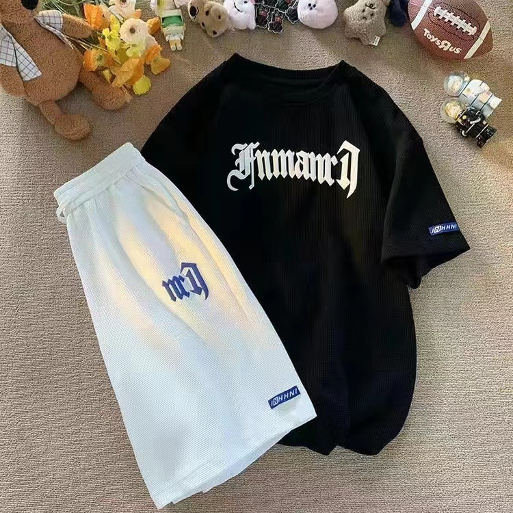 Мужской летний спортивный комплект оптом из Китая