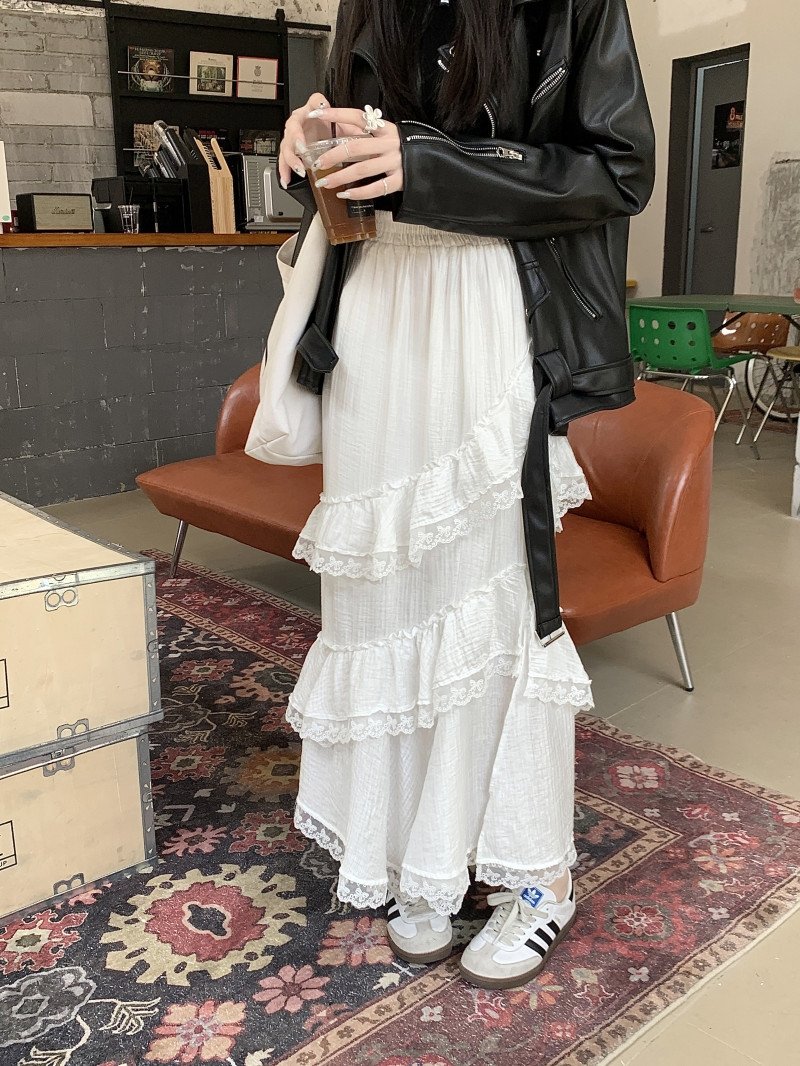 Высокая талия белая асимметричная юбка с кружевными вставками оптом из Китая