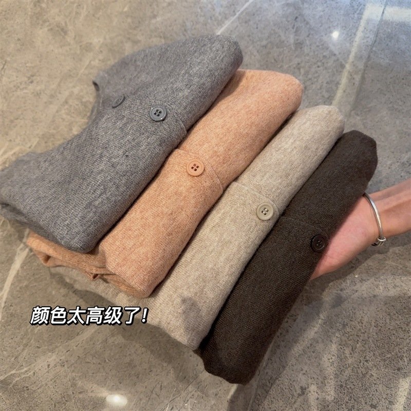 Женский кардиган из мягкой шерсти с V-образным вырезом оптом