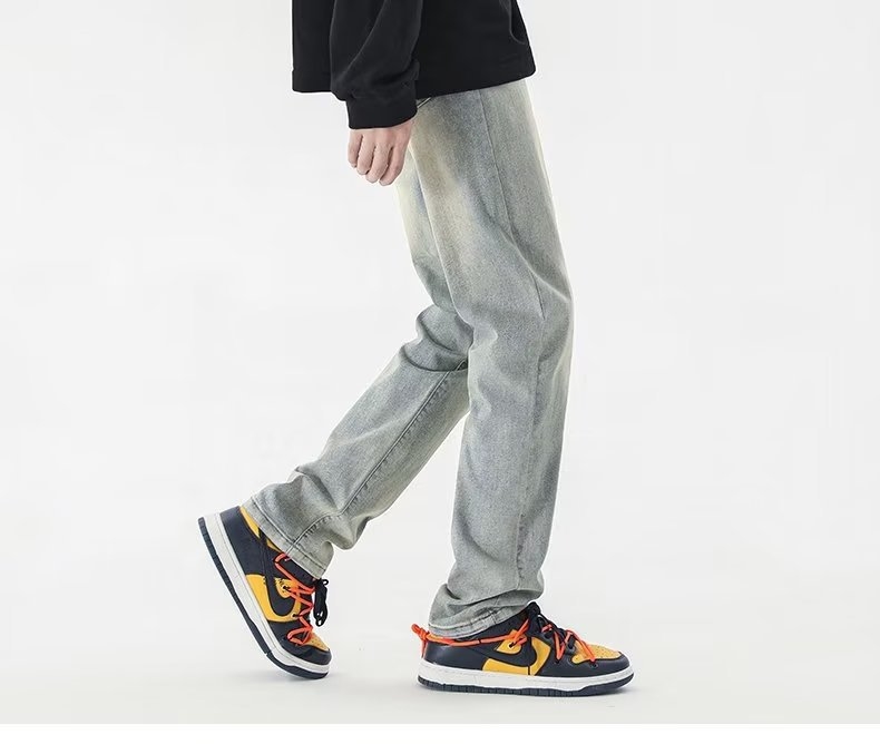 Джинсы мужские узкого кроя оптом из Китая