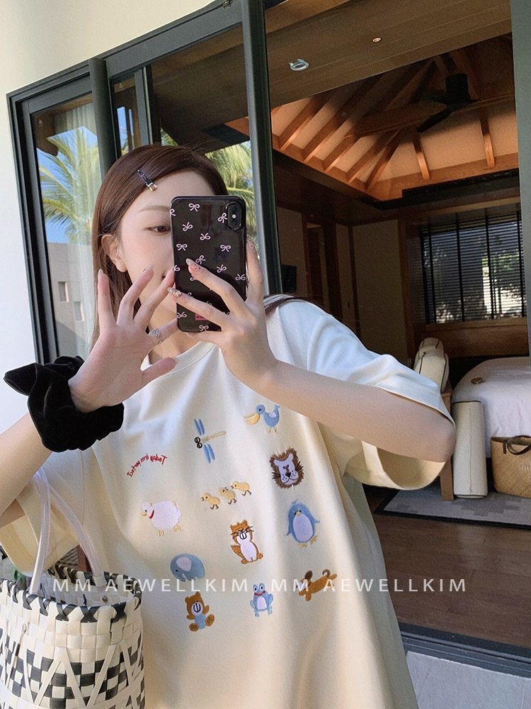 Женская футболка с коротким рукавом 2024 летней коллекции оптом