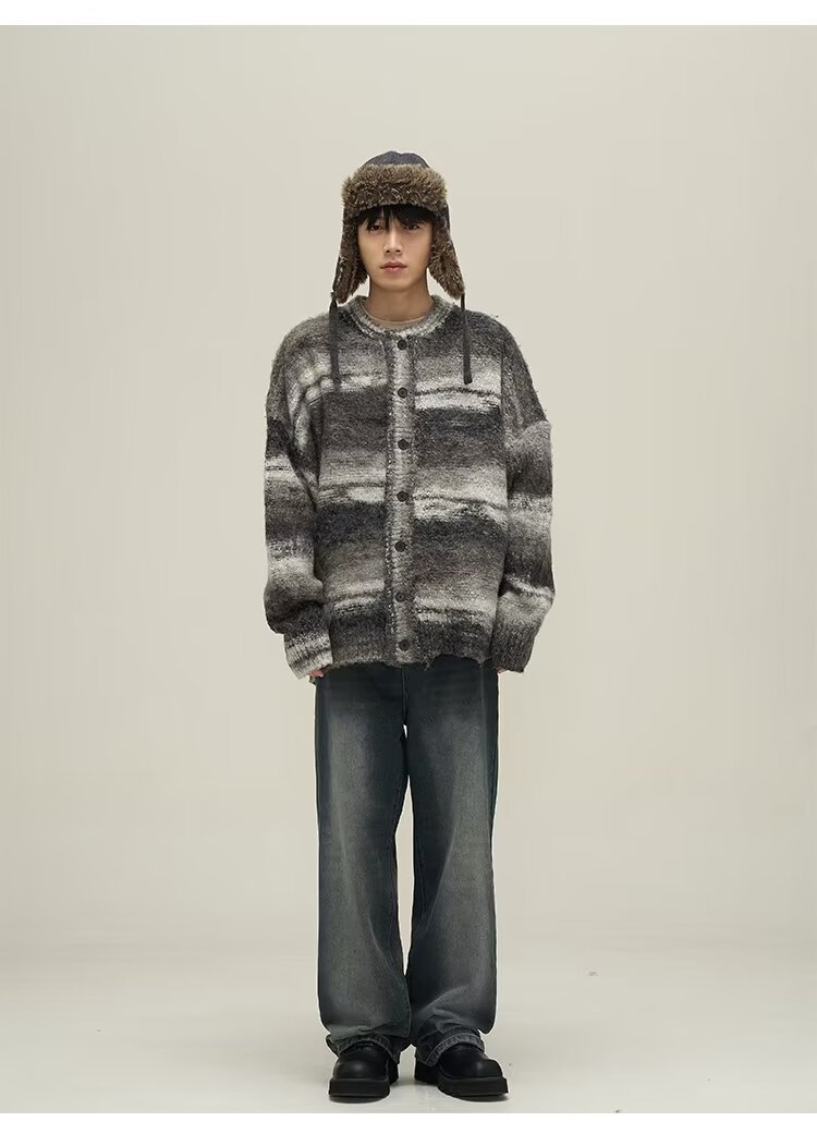 Ретро полосатый свитер с круглым вырезом оптом