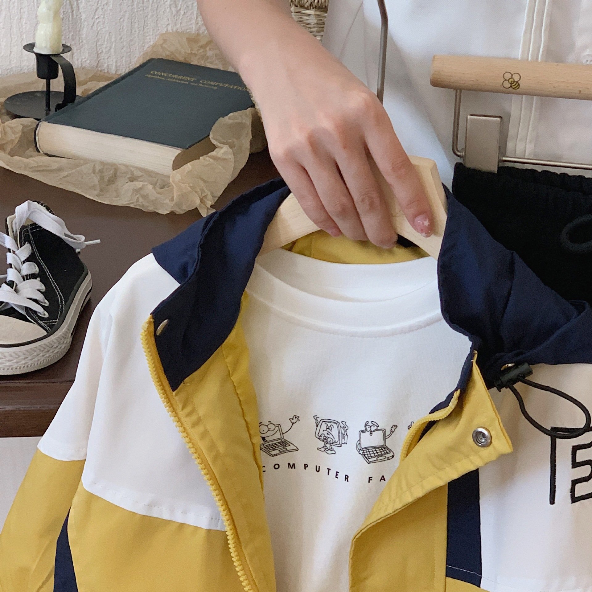 Детская куртка 2023 нового сезона оптом из Китая