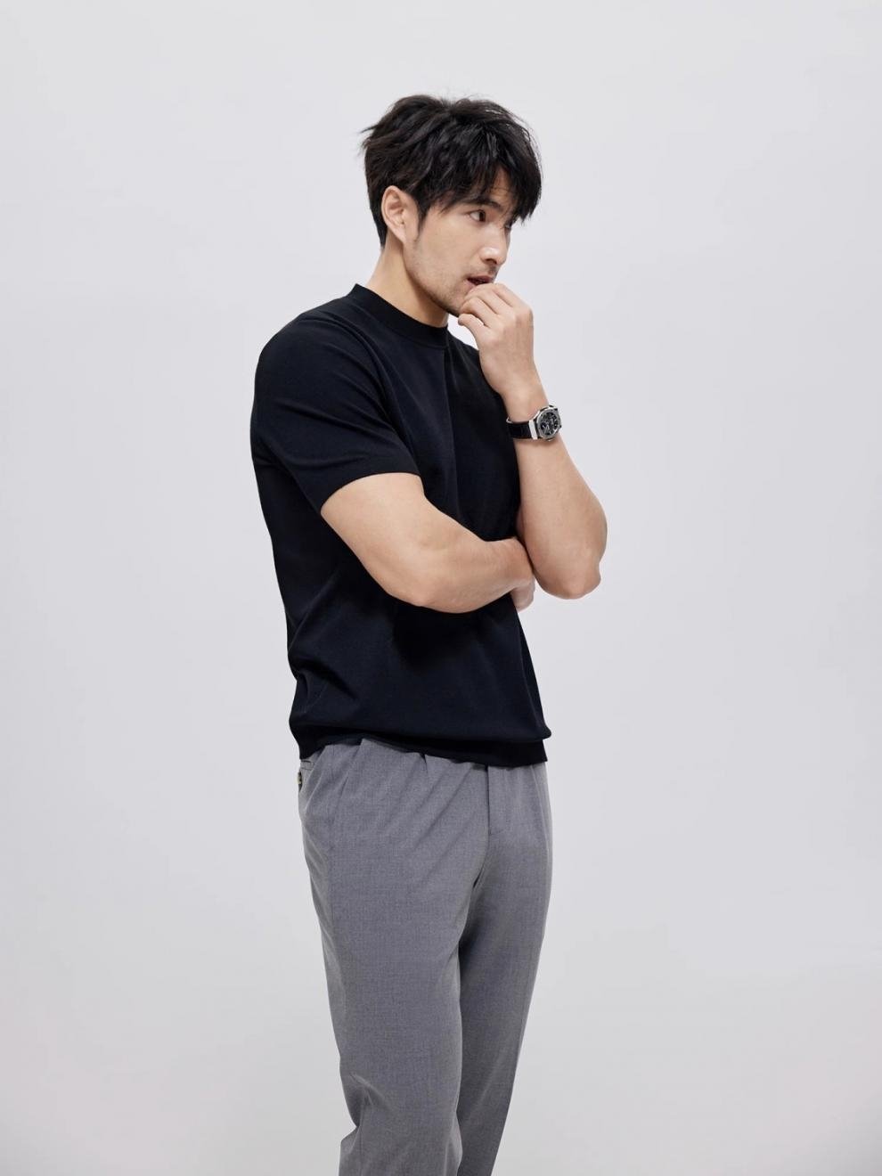 Мужская вязаная футболка с круглым воротом оптом