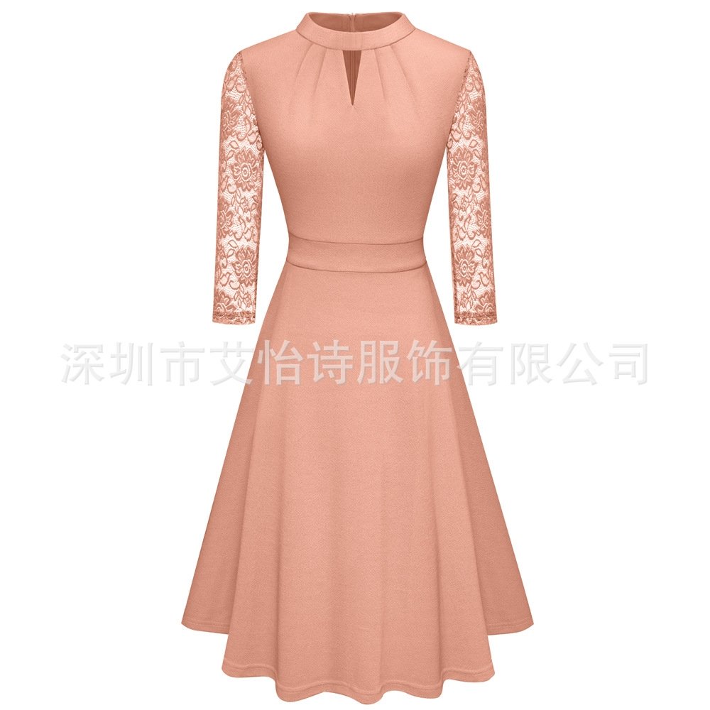 Платье с вырезом под горло и кружевной отделкой оптом из Китая