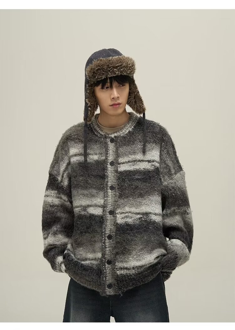 Ретро полосатый свитер с круглым вырезом оптом