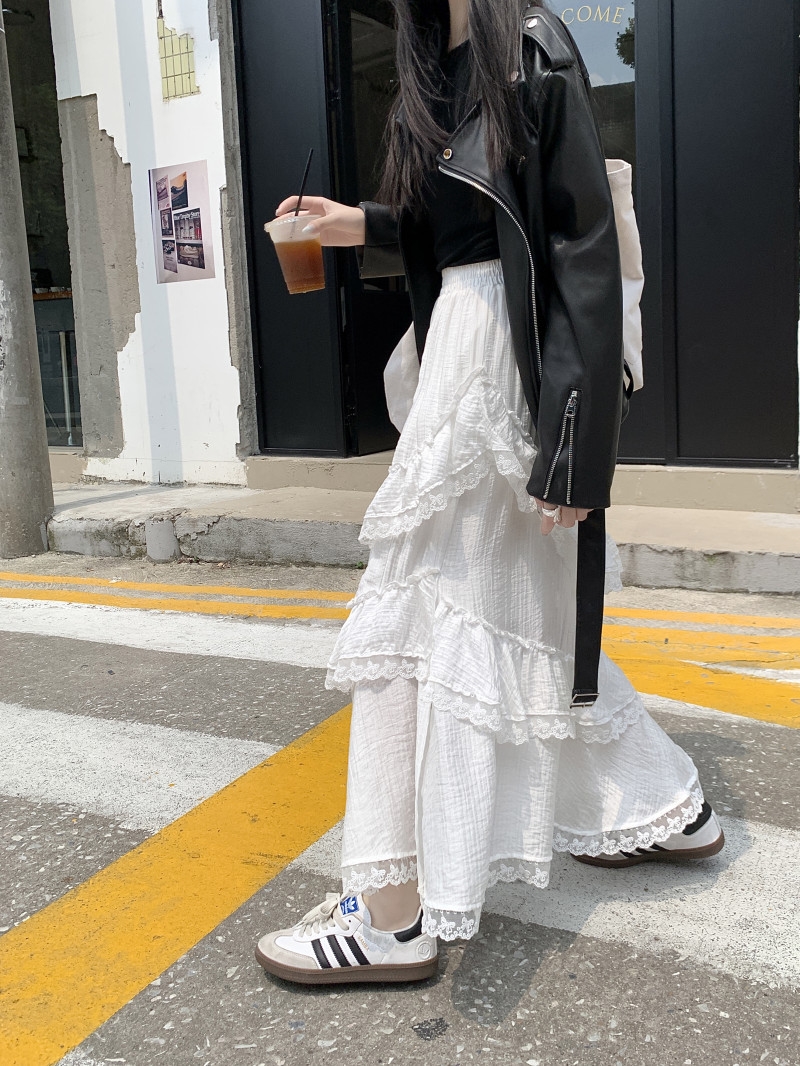 Высокая талия белая асимметричная юбка с кружевными вставками оптом из Китая
