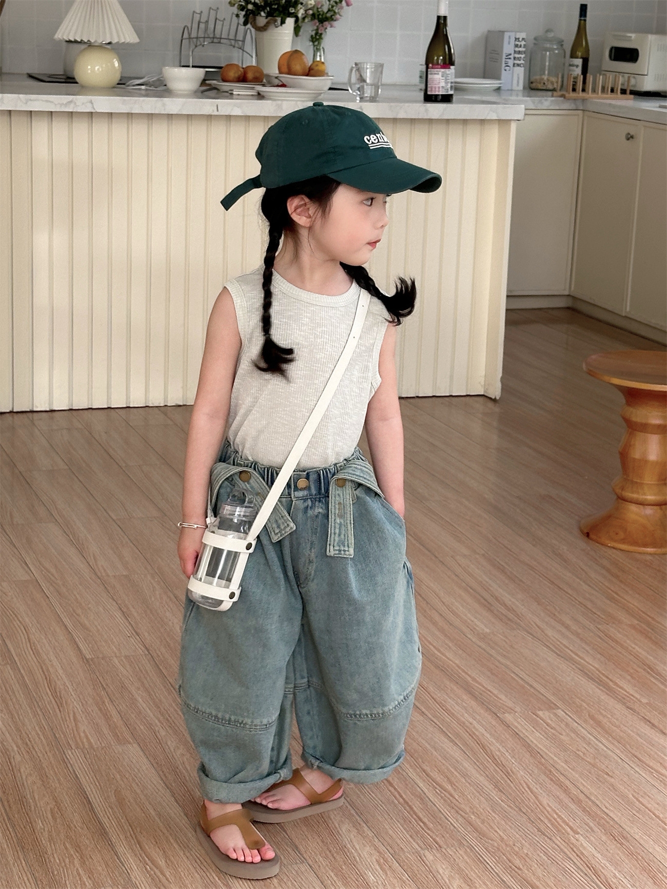 Детские джинсовые брюки с лямками оптом из Китая