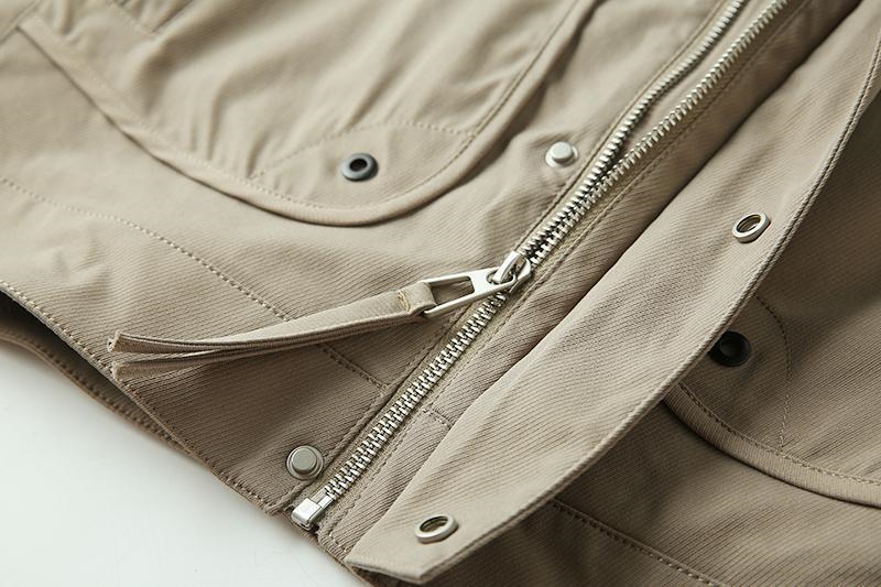 Мужская куртка с большими карманами и воротником оптом из Китая