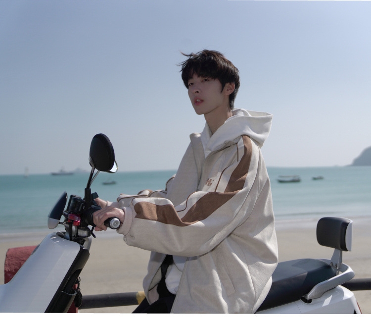 Мужская куртка с высоким воротником и принтом букв в стиле весна-осень оптом из Китая