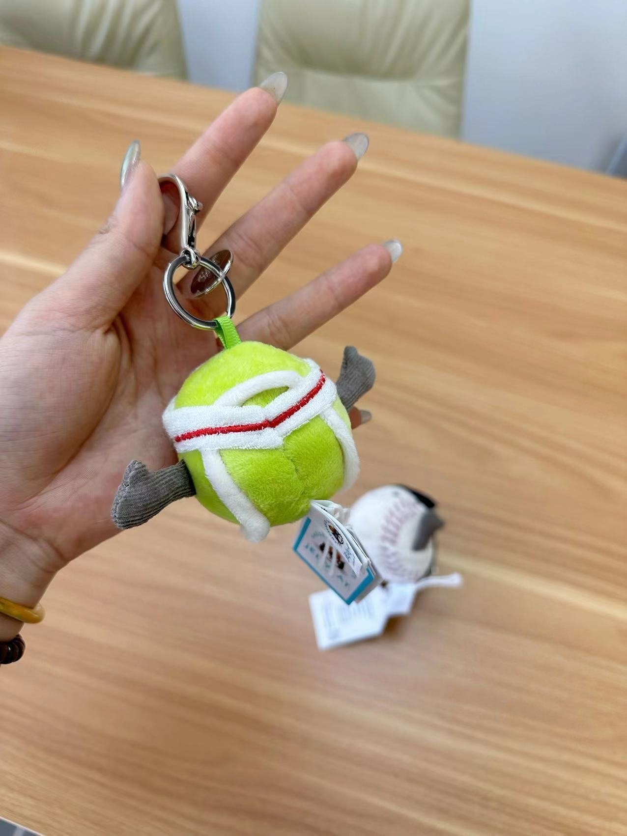 Мягкая игрушка мячиков для подвески оптом