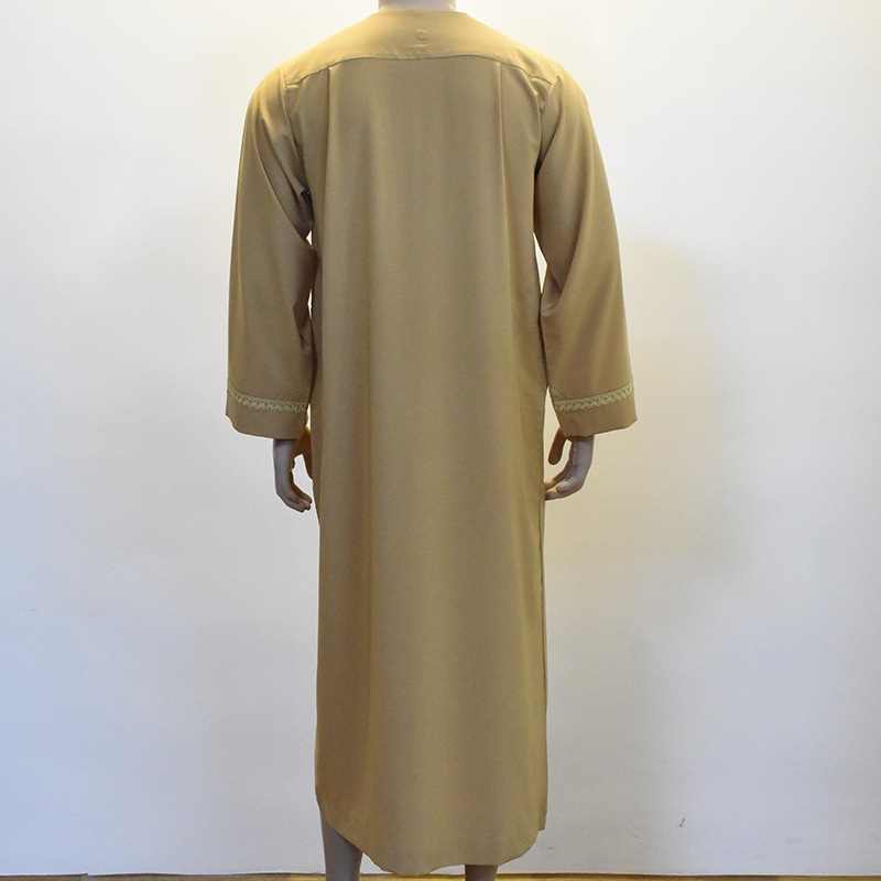 Мусульманская мужская длинная мантия с вышивкой оптом из Китая