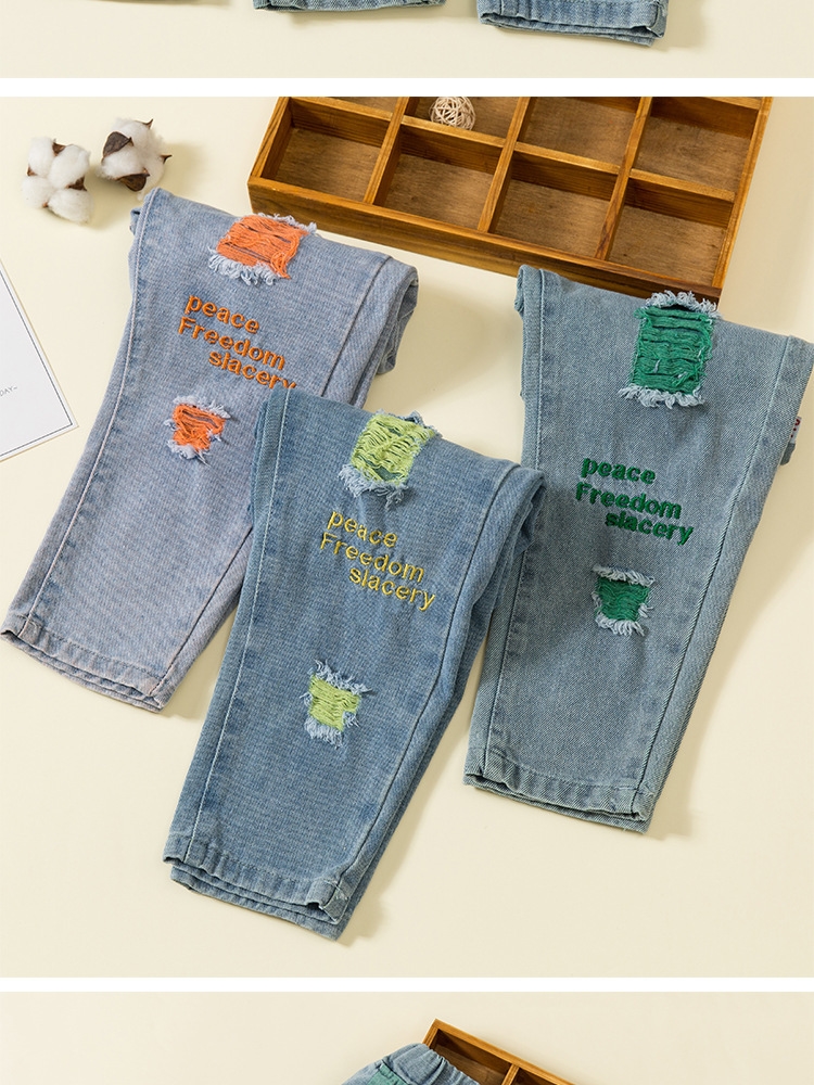 Летние джинсы для девочек с вышивкой и дырками оптом из Китая