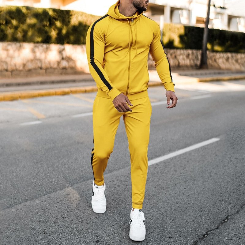 Мужской спортивный костюм оптом из Китая