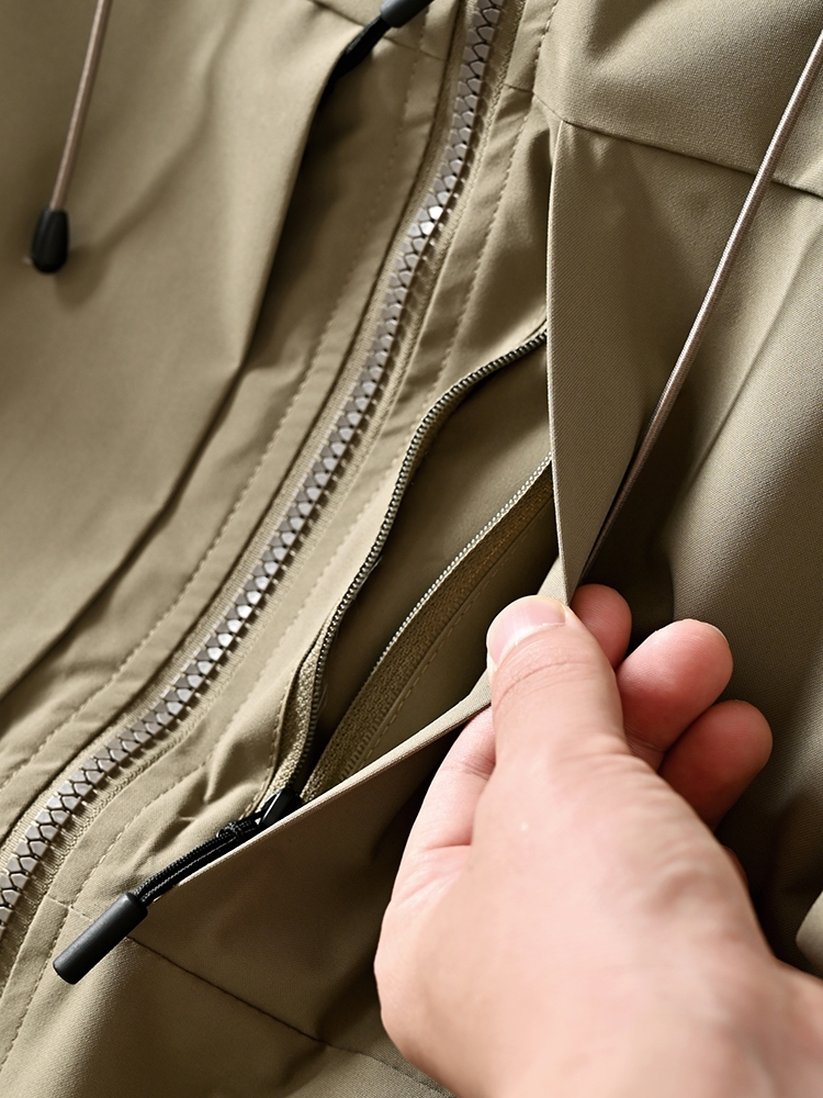 Мужская куртка с капюшоном и ветрозащитой оптом из Китая