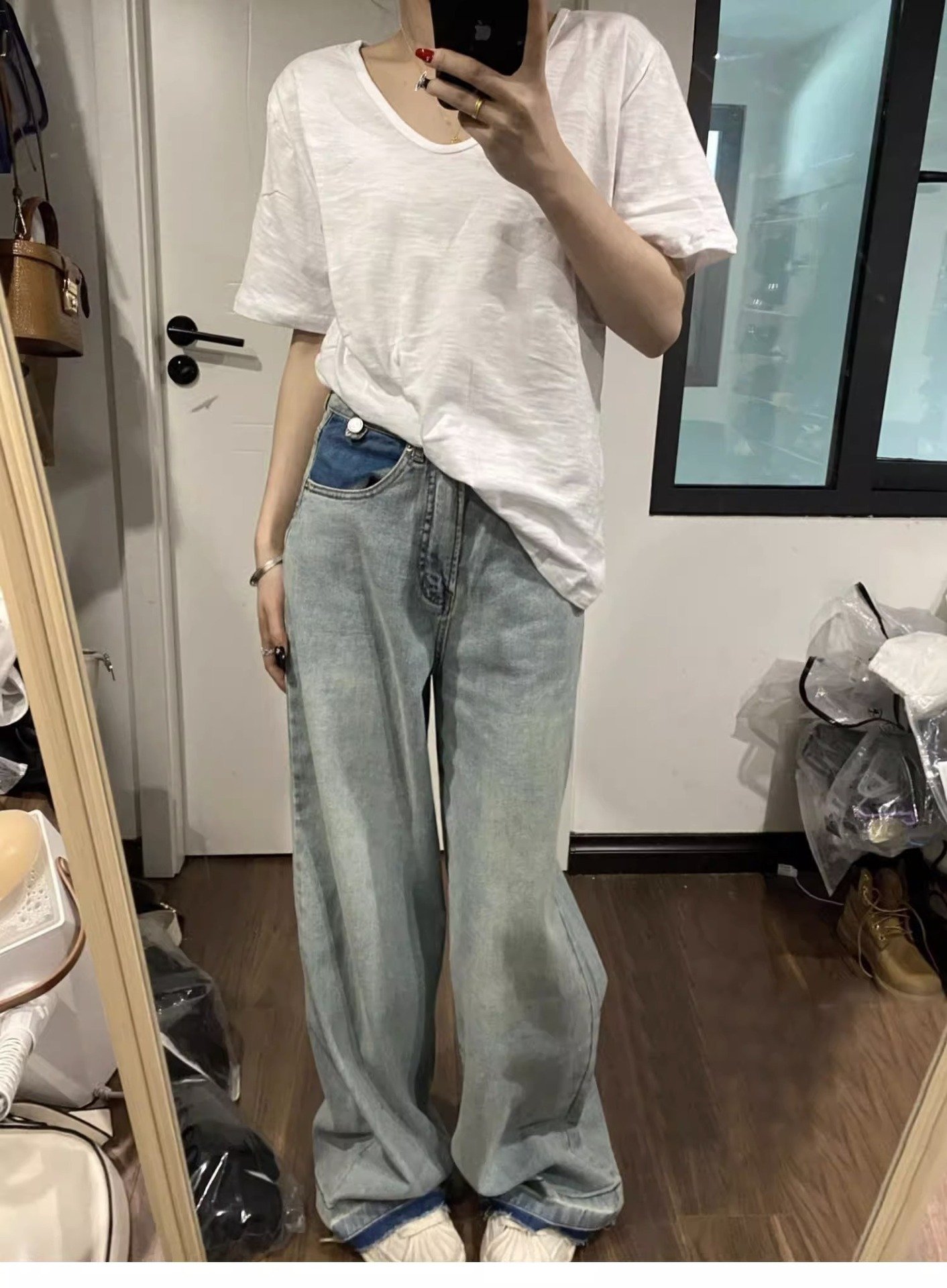 Летняя футболка с коротким рукавом и V-образным вырезом оптом