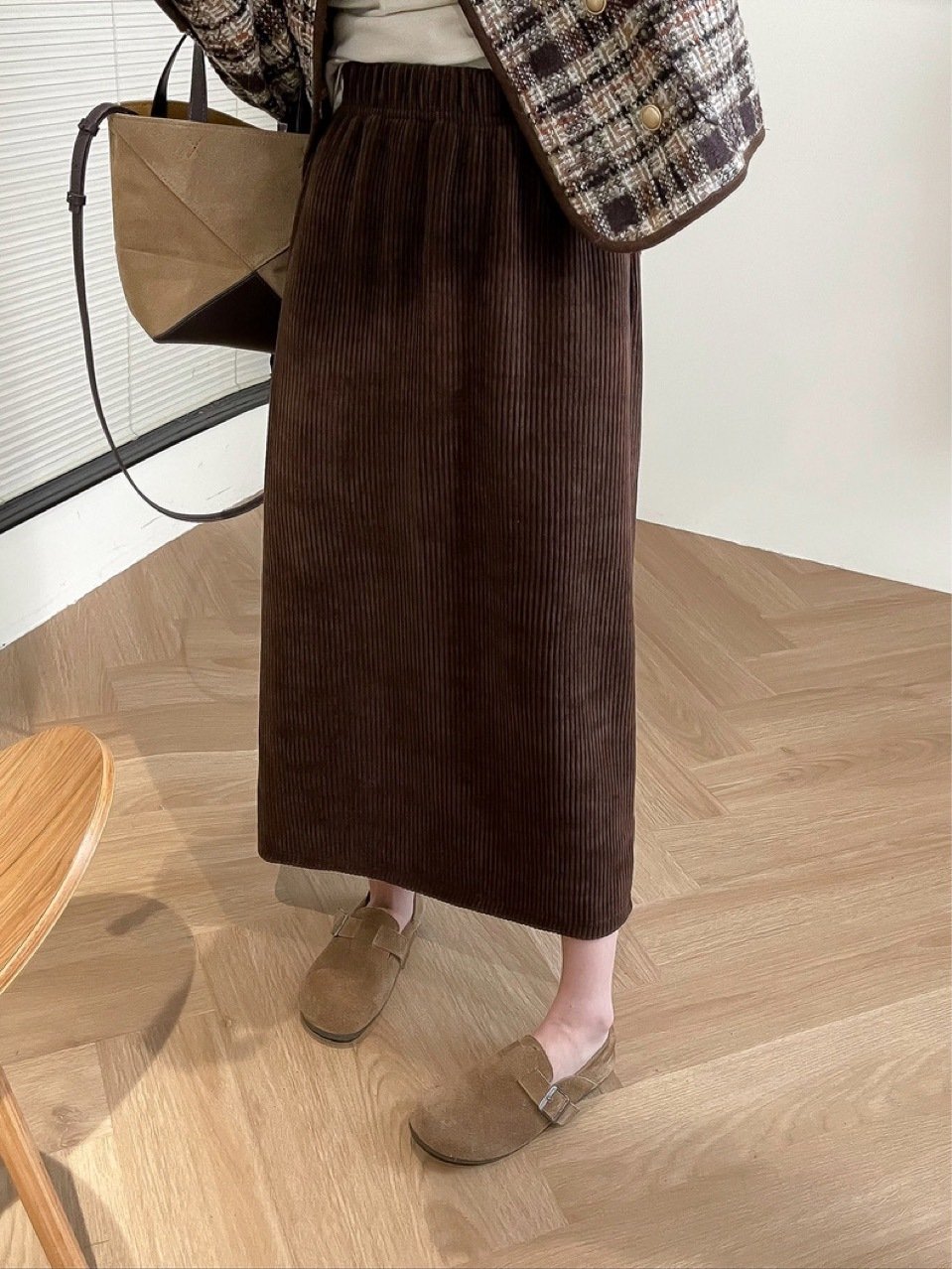 Шерстяная юбка с высокой талией и разрезом оптом из Китая