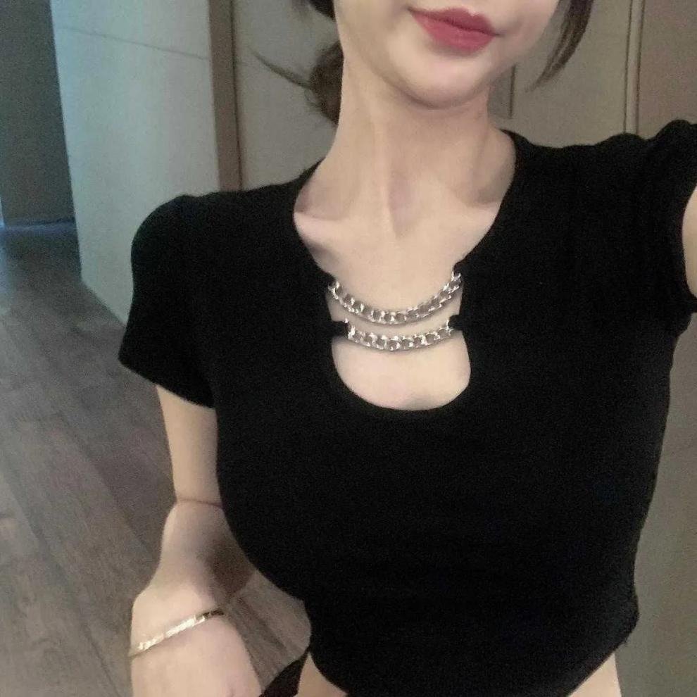 Футболка Черная с острым дизайном оптом