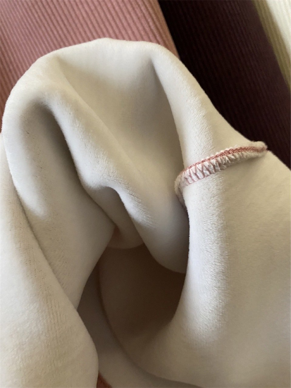 Шерстяная юбка с высокой талией и разрезом оптом из Китая