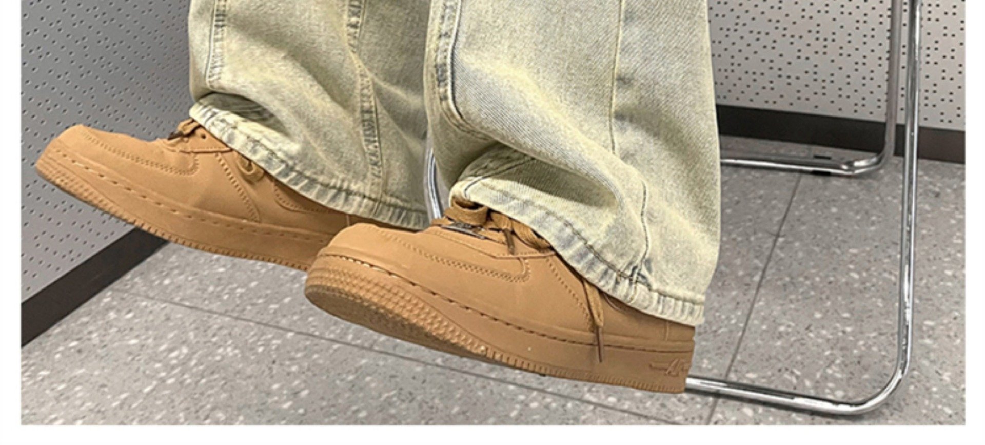 Черные джинсы с износом оптом из Китая