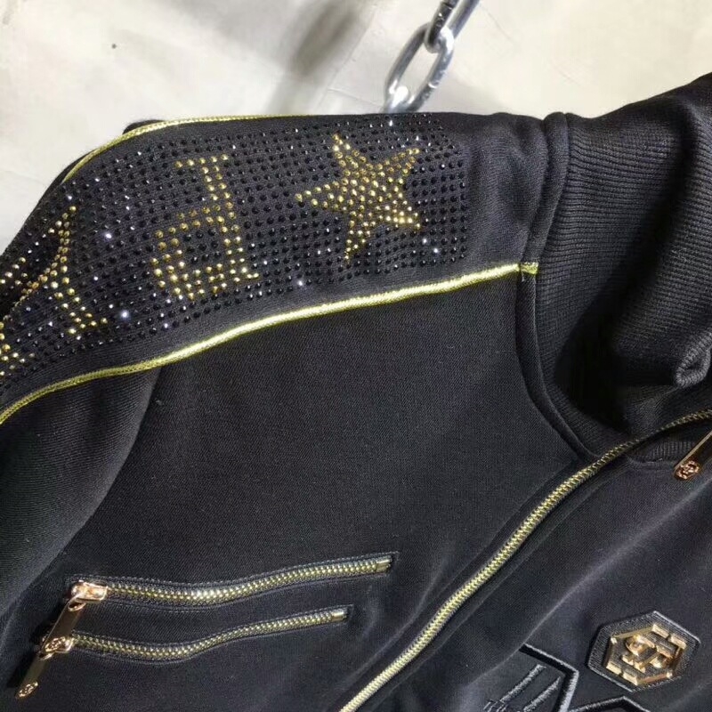 Мужской спортивный костюм с камнями и буквами на молнии оптом из Китая