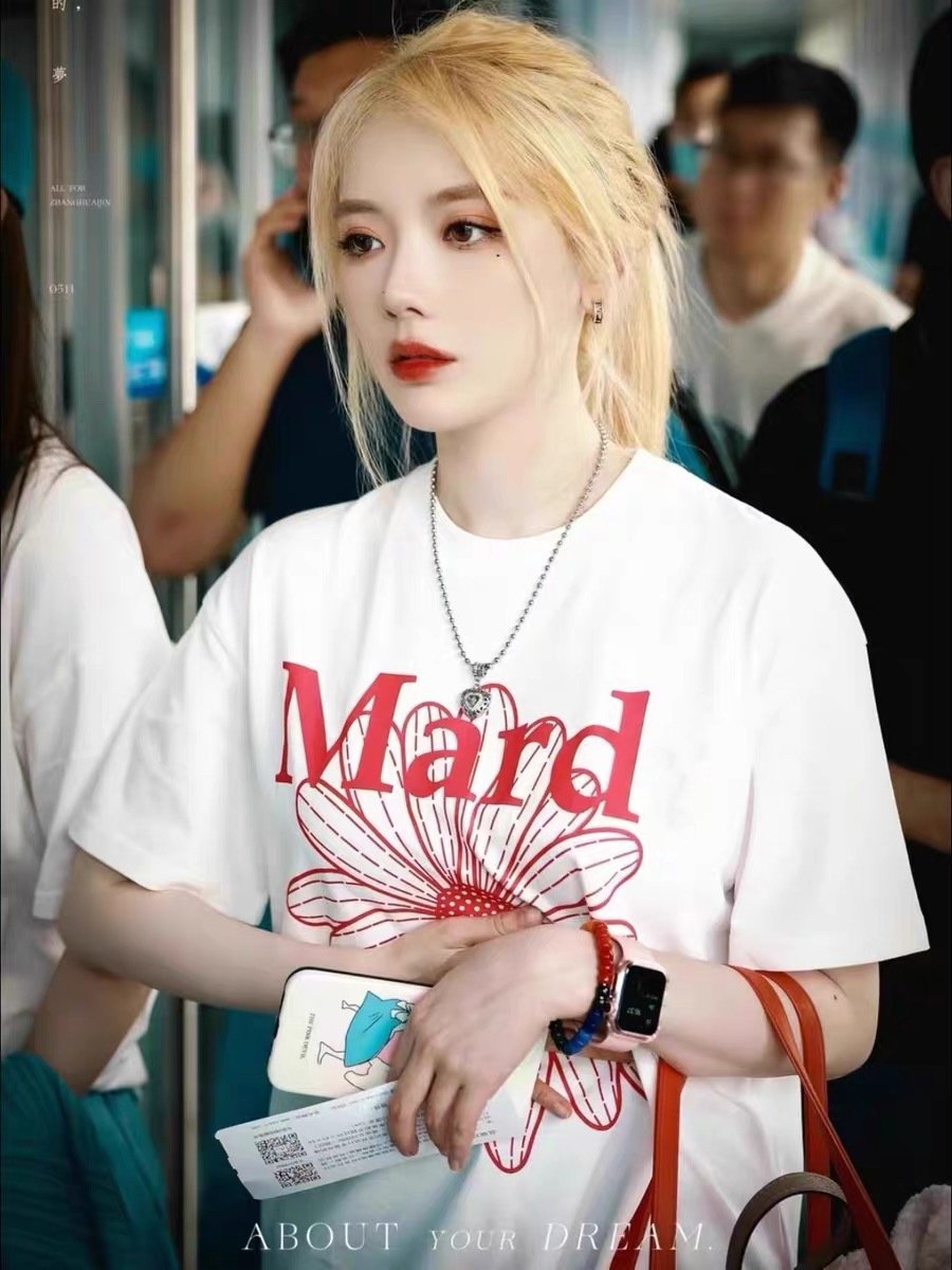 Футболка с коротким рукавом и принтом маленькой собачки оптом