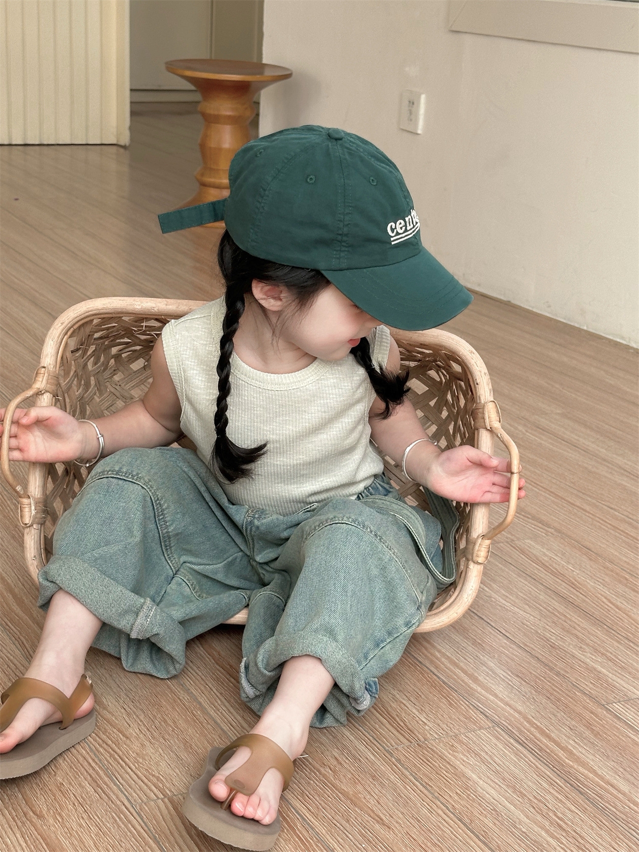 Детские джинсовые брюки с лямками оптом из Китая