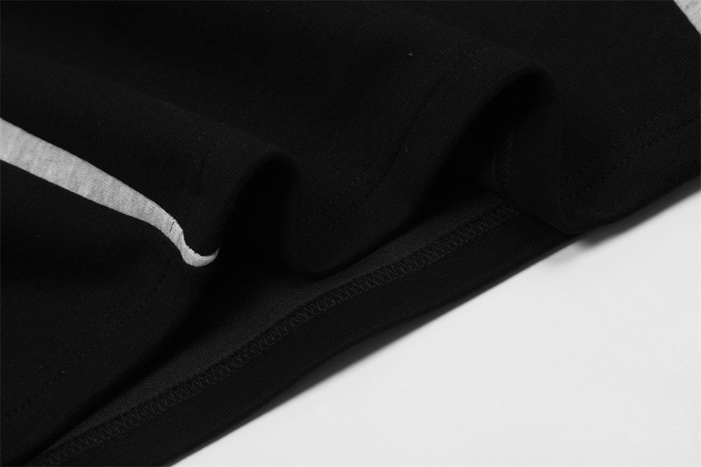 Мужская спортивная толстовка с воротником поло и контрастными вставками оптом из Китая