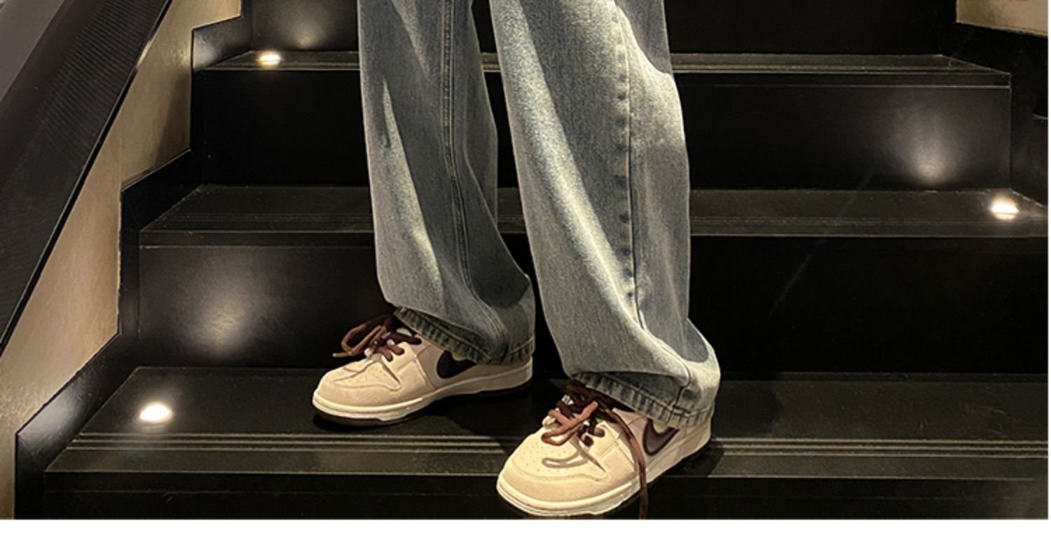 Мужские джинсы винтажного светло-голубого цвета 2024 весна оптом из Китая