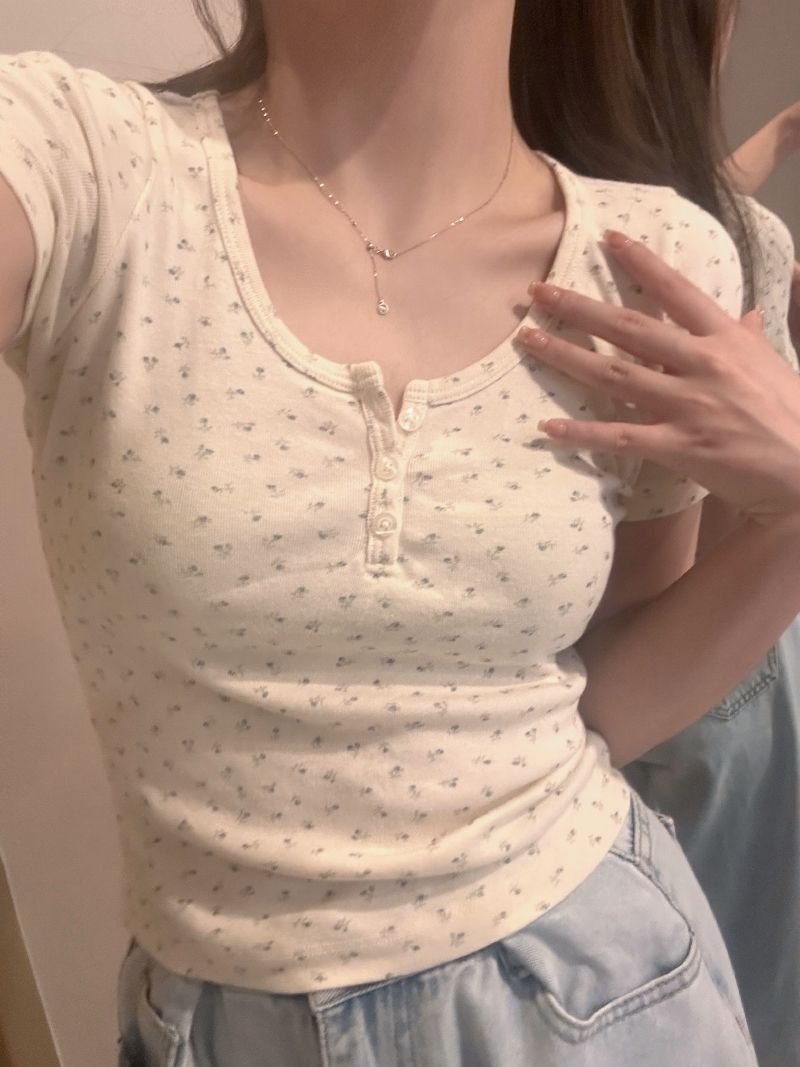 Летний женский футболка с узкими короткими рукавами и круглым вырезом оптом