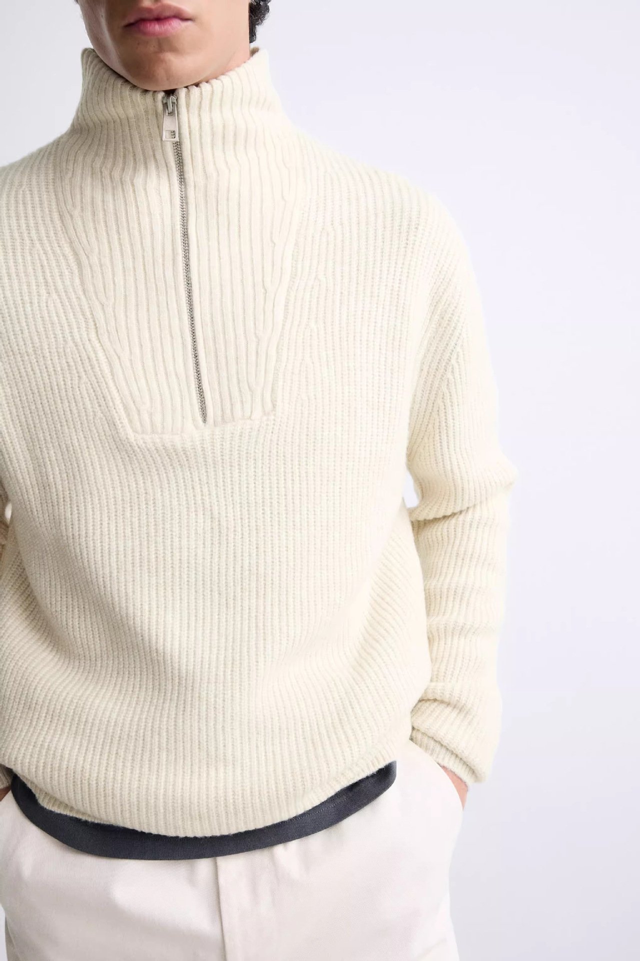 Мужской свитер с высоким воротником и молнией оптом