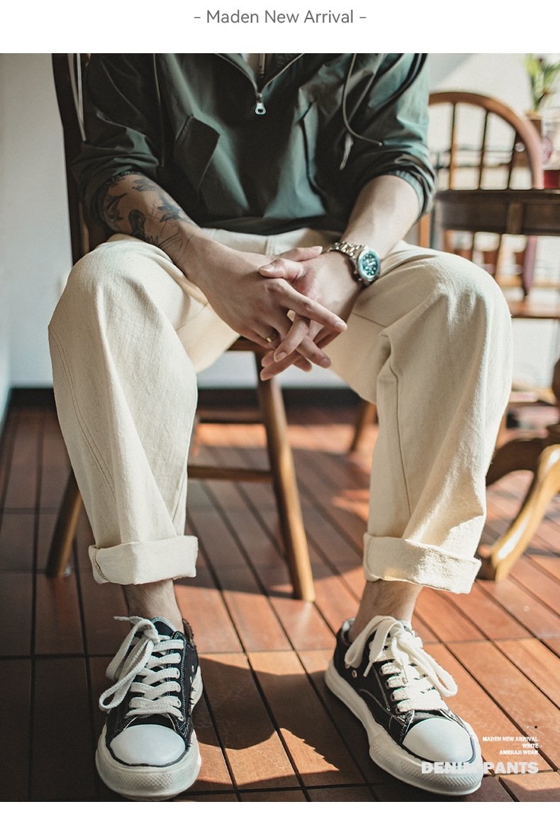 Мужские джинсы Маден ретро белого цвета оптом из Китая