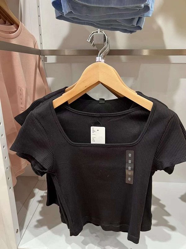 Летняя футболка с короткими рукавами оптом