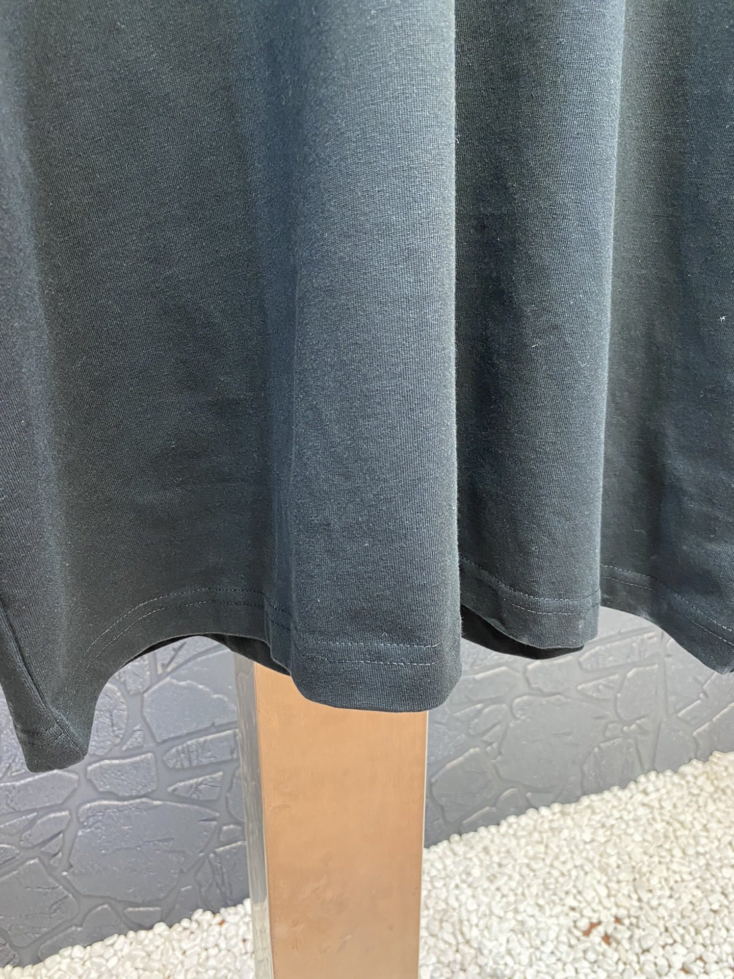 Футболка с длинным рукавом Maison Margiela MM6 с круглым вырезом и принтом букв оптом